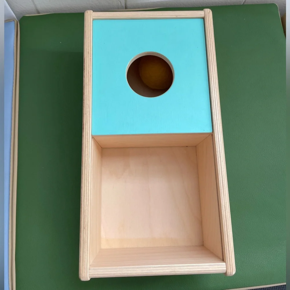 Lovevery Sliding Top Box - Picture 3 of 6